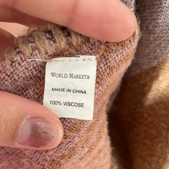 ❄️ World Market Brown Quilted Pattern Poncho Shrug OS - Picture 5 of 8